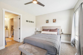 A pet friendly cozy condo in Traverse City